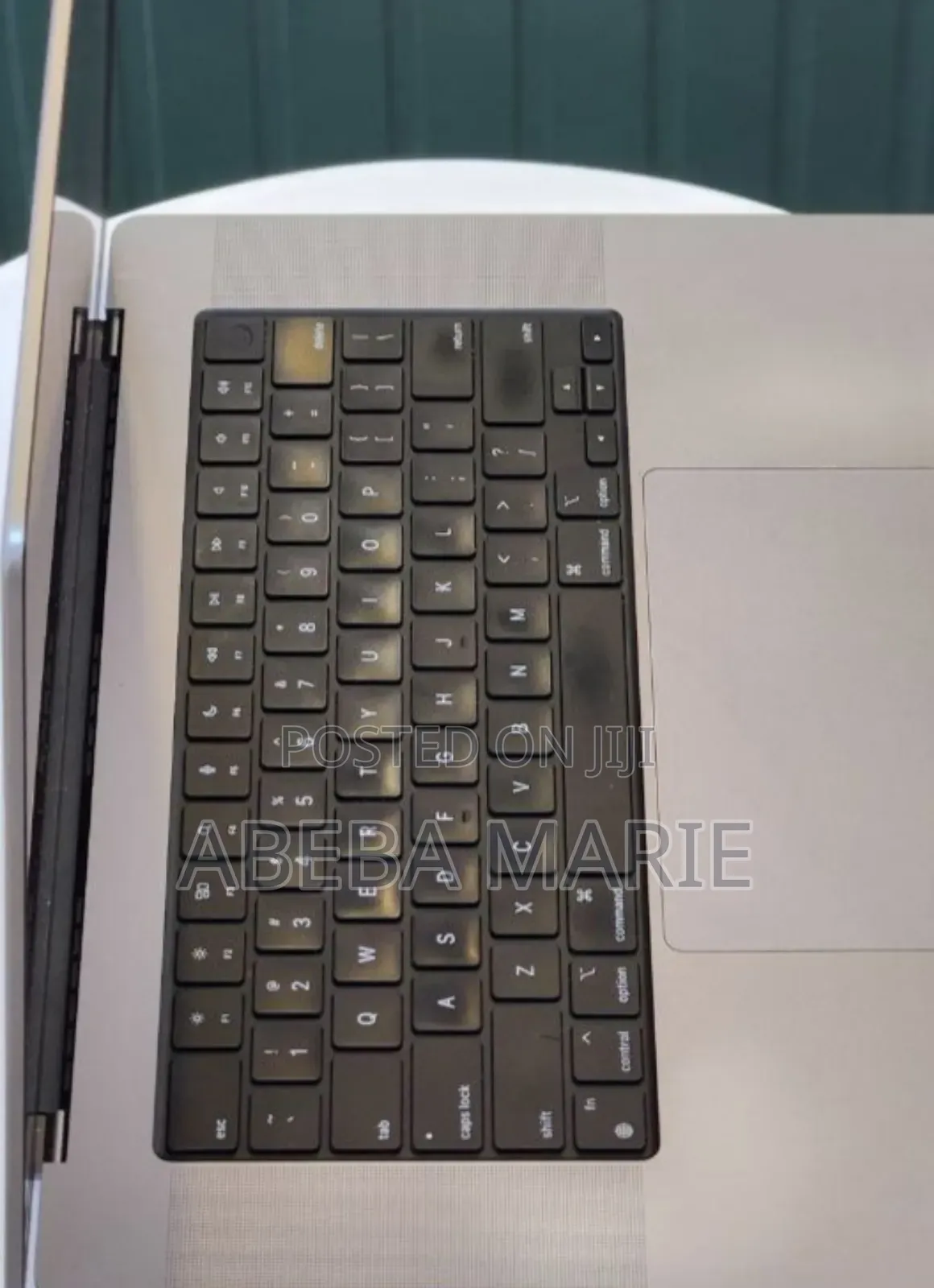 New Laptop Apple MacBook Pro M1 16GB Apple M1 Pro SSD 1T