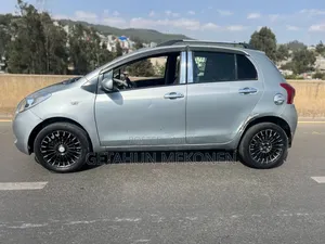 Toyota Yaris 2008 Silver