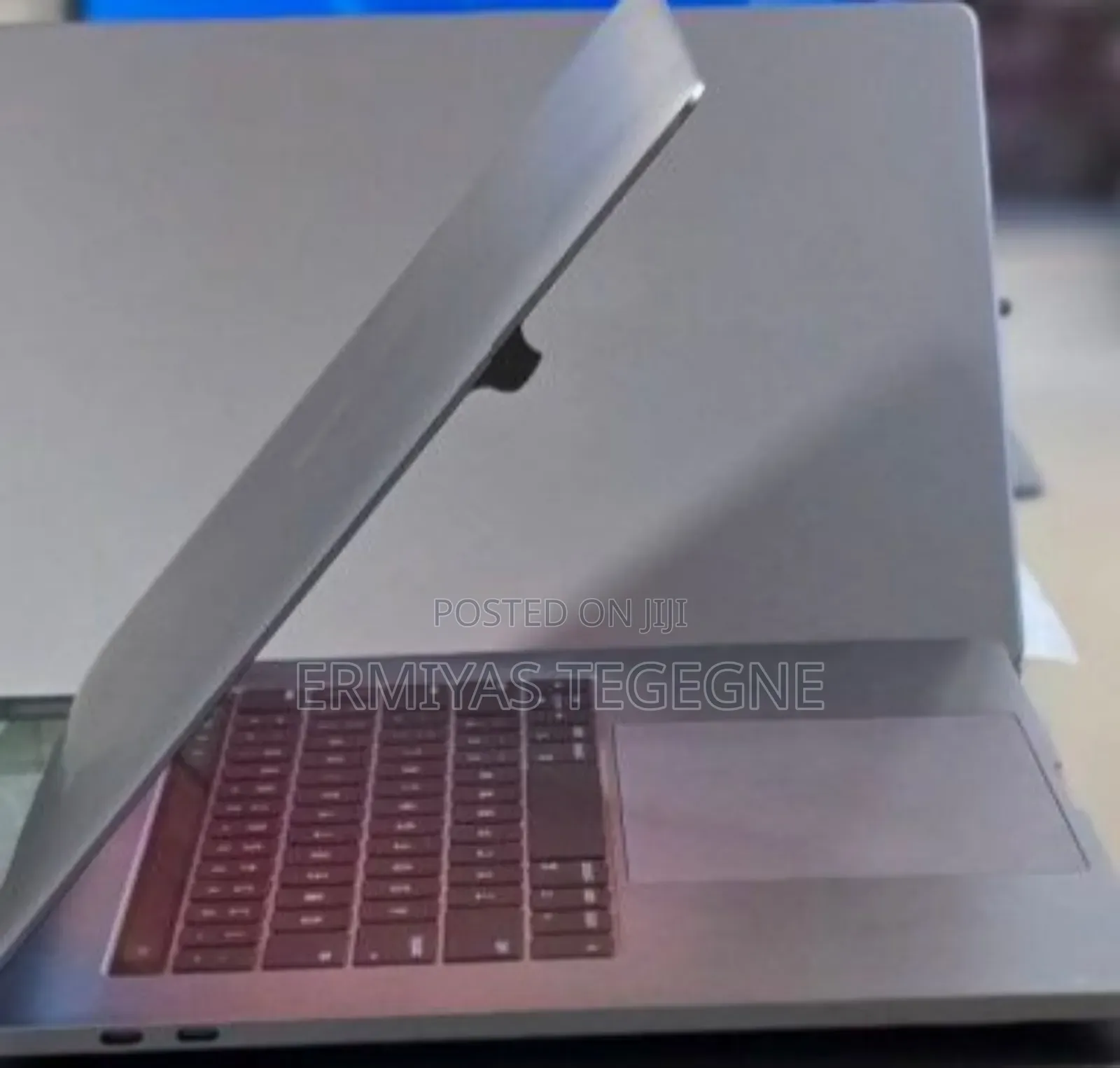 New Laptop Apple MacBook Pro M1 16GB Intel Core i7 SSD 512GB