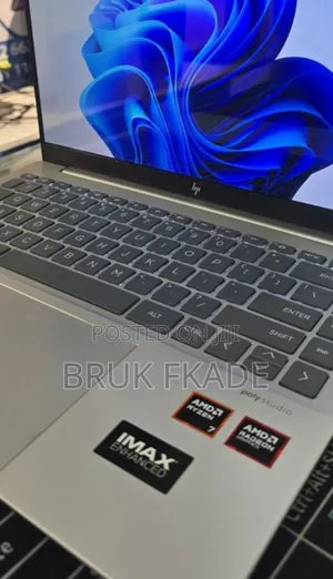 New Laptop HP Pavilion 14 16GB AMD Ryzen 7 SSD 512GB