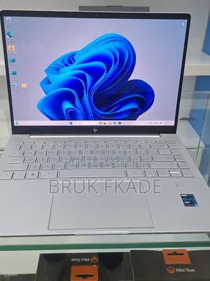 New Laptop HP Pavilion 14 16GB Intel Core i7 SSD 512GB