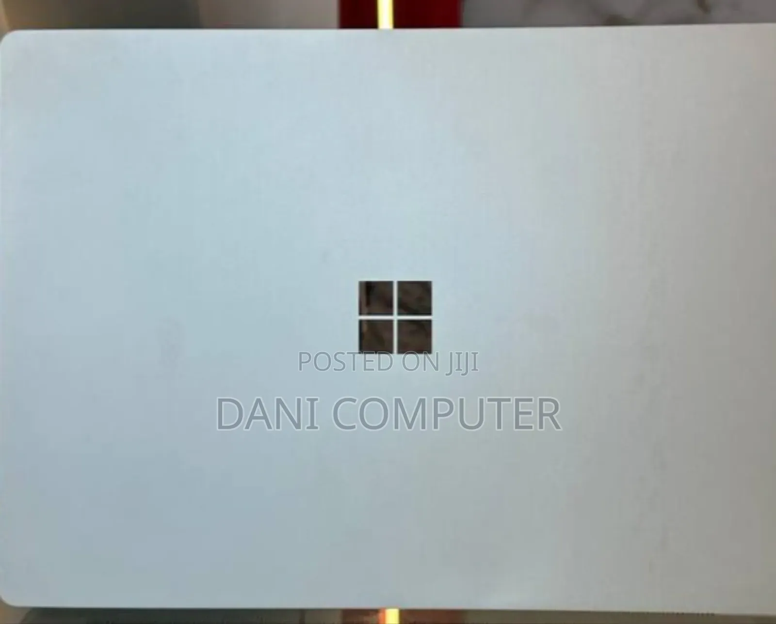 New Laptop Microsoft Surface 8GB Intel Core i5 SSD 256GB