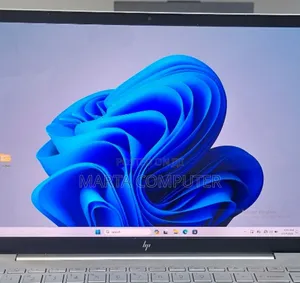 New Laptop HP Pavilion 13 16GB Intel Core i7 SSD 1T