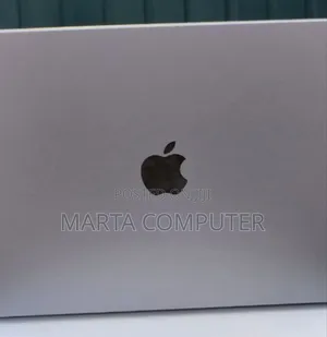 New Laptop Apple MacBook Pro M1 16GB Apple M1 Pro SSD 1T