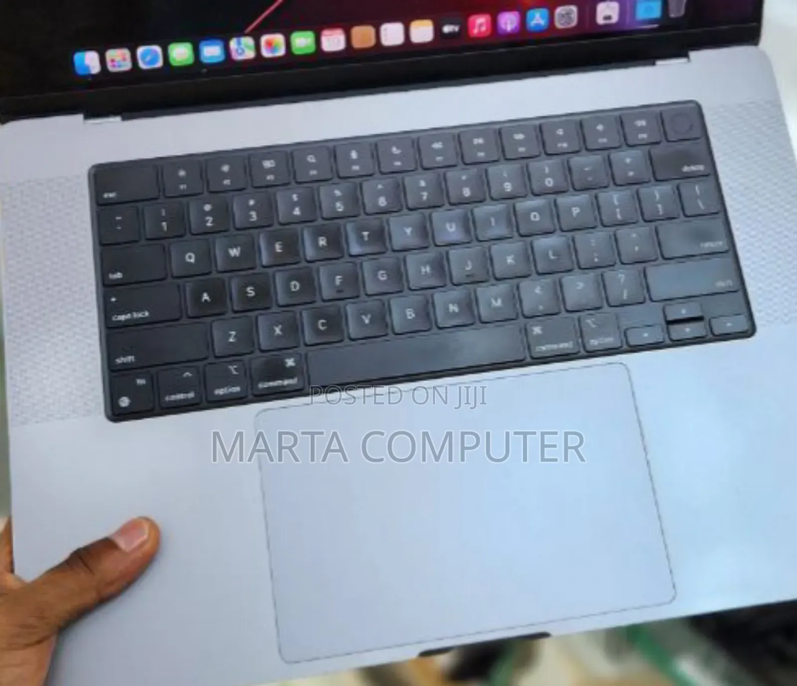 New Laptop Apple MacBook Pro M1 16GB Apple M1 Pro SSD 1T