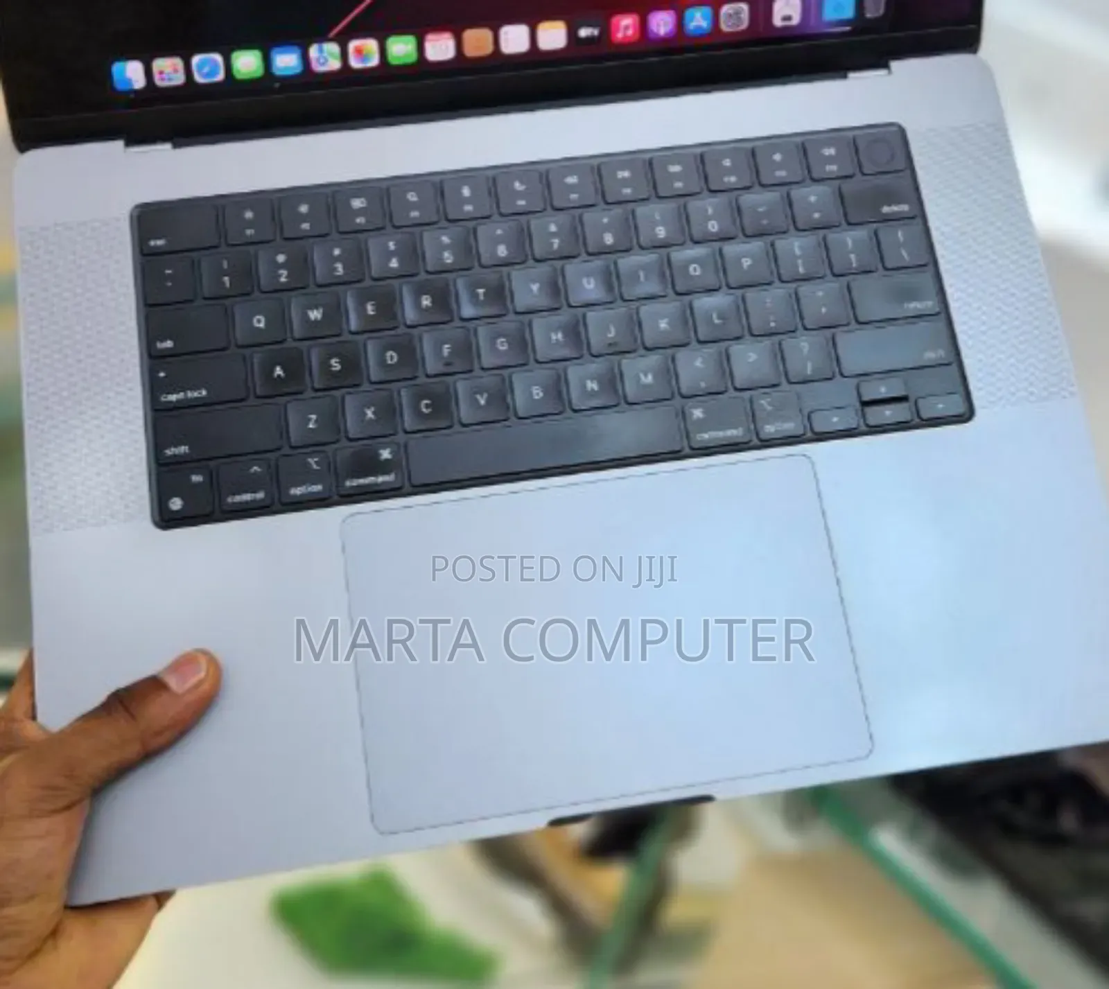 New Laptop Apple MacBook Pro M1 16GB Apple M1 Pro SSD 1T