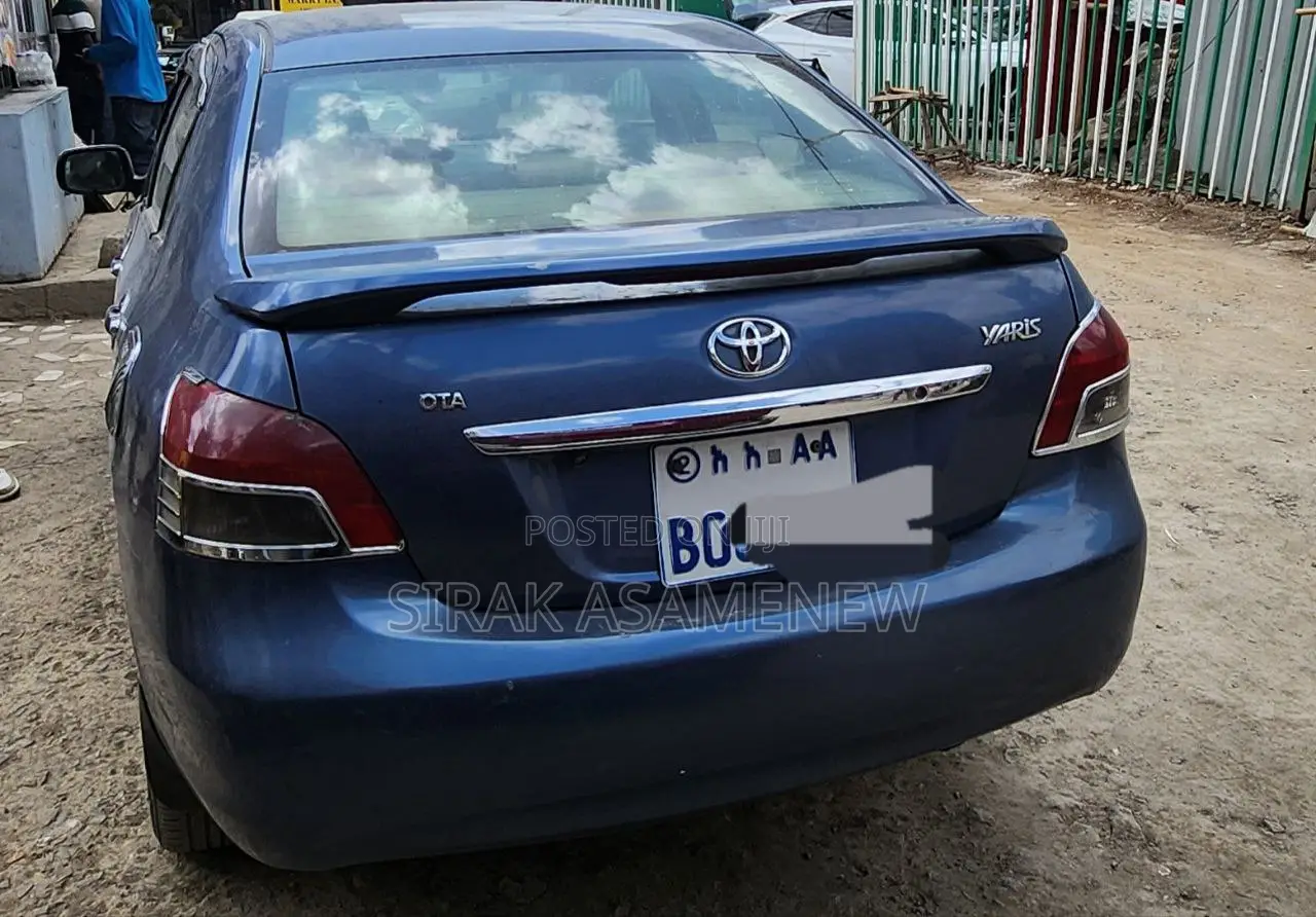 Toyota Yaris 2009 Blue