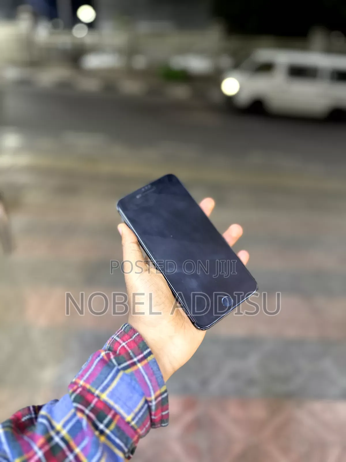 New Apple iPhone 8 Plus 64 GB Black