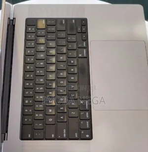 New Laptop Apple MacBook Pro M1 16GB Apple M1 Pro SSD 1T