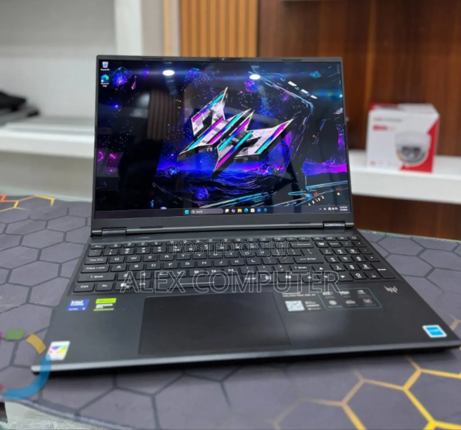 New Laptop Acer 32GB Intel Core Ultra 9 SSD 1T