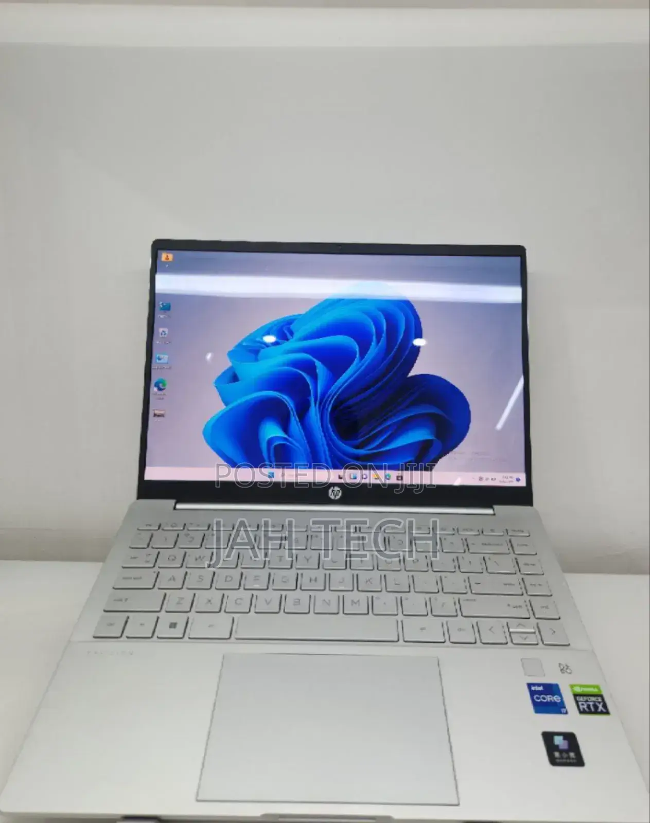 New Laptop HP Pavilion 14 16GB Intel Core i7 SSD 512GB