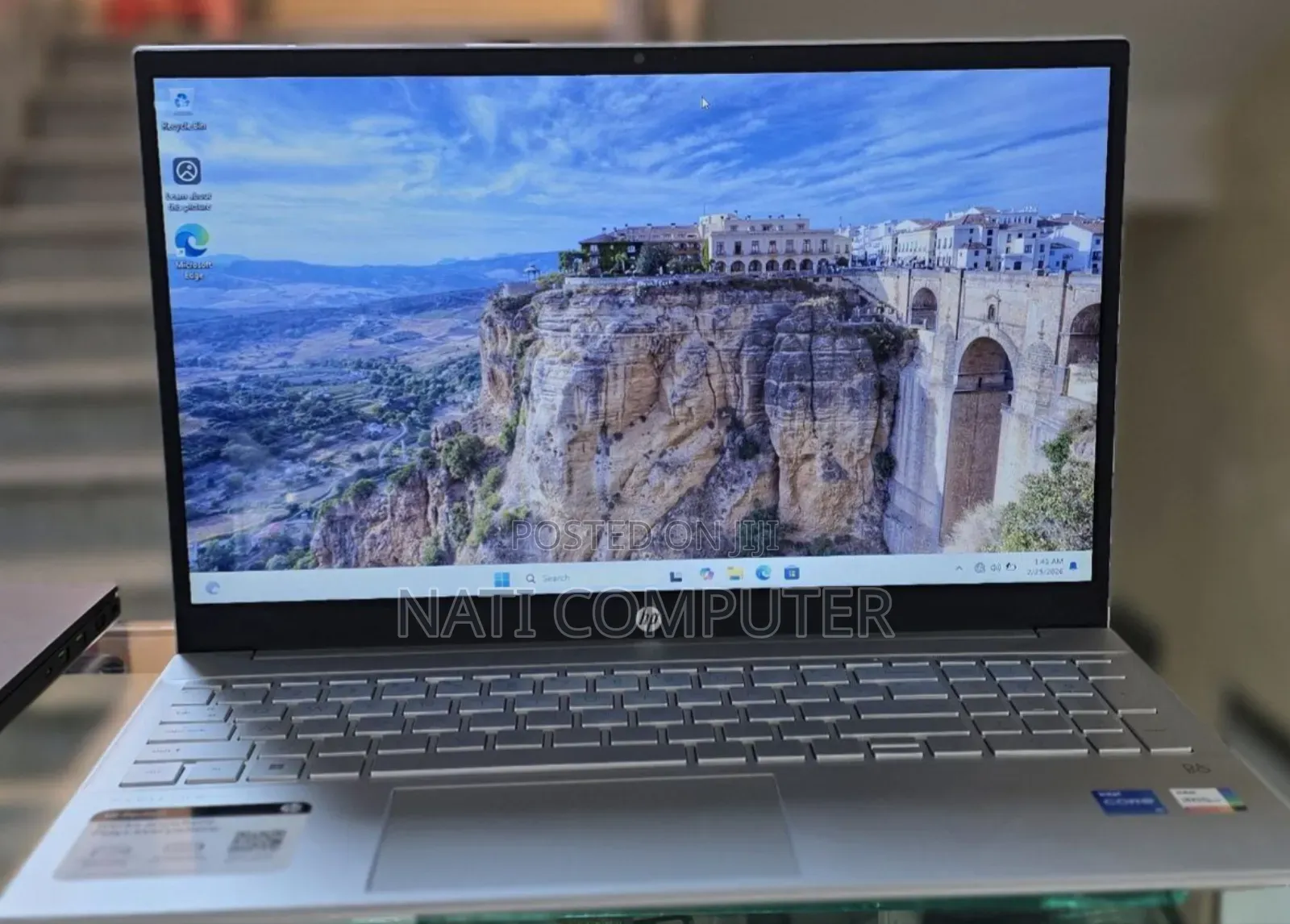 New Laptop HP Pavilion 15 8GB Intel Core i5 SSD 512GB