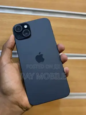 New Apple iPhone 15 256 GB Black