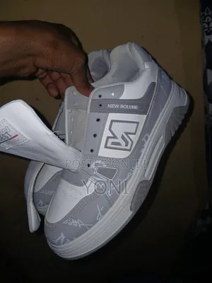New Bolune Sneakers - Brand New