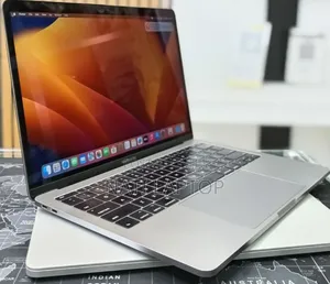 New Laptop Apple MacBook Pro 2017 8GB Intel Core i5 SSD 128GB