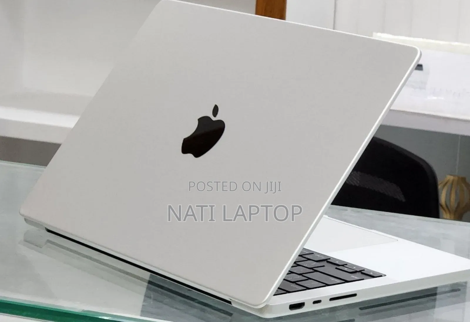 New Laptop Apple MacBook Pro M1 16GB Apple M1 Pro SSD 512GB