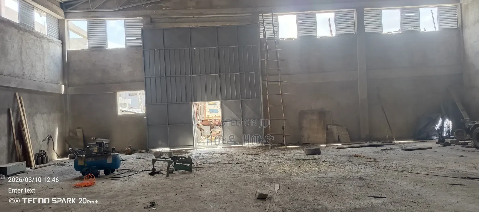 የሚከራይ መጋዝን