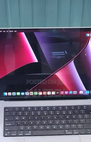 New Laptop Apple MacBook Pro M1 16GB Apple M1 Pro SSD 1T