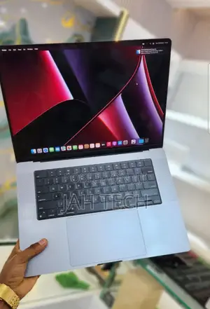 New Laptop Apple MacBook Pro M1 16GB Apple M1 Pro SSD 1T