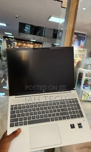 New Laptop HP Pavilion 15 16GB Intel Core i7 SSD 1T
