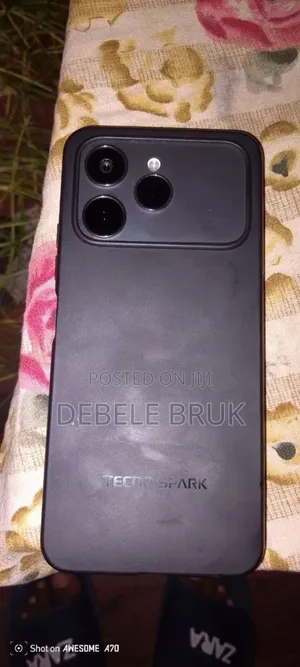 Tecno Spark 40 128 GB Gray