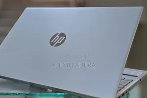 New Laptop HP Pavilion 15 8GB Intel Core i5 SSD 512GB