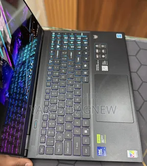 New Laptop Acer Predator Helios Neo 16 16GB Intel Core Ultra 9 SSD 1T