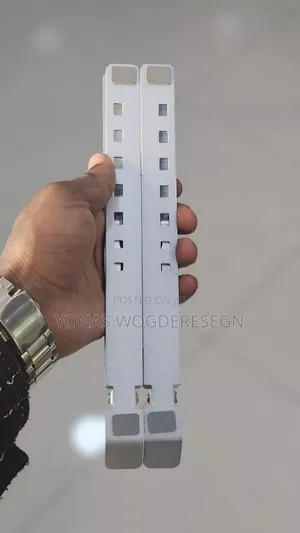 Portable Photo Laptop Stand