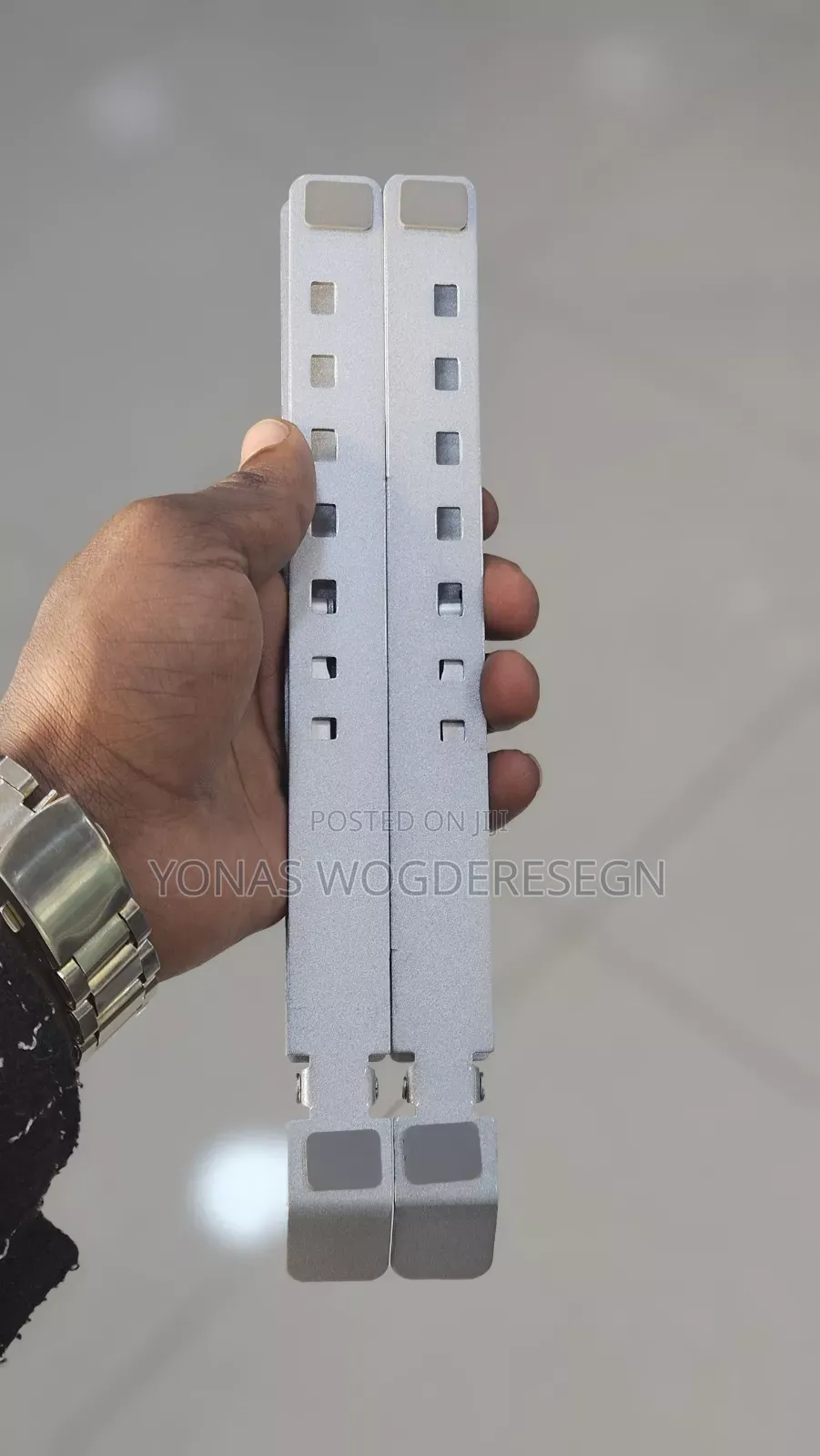 Portable Photo Laptop Stand