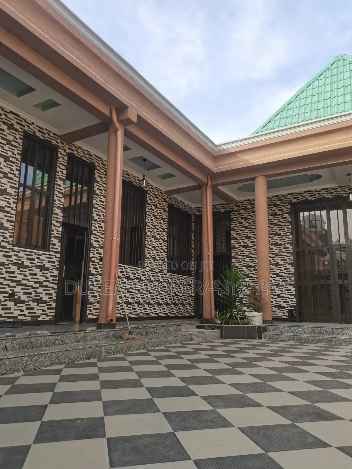 Furnished 3bdrm House in Dukem, East Shewa for sale