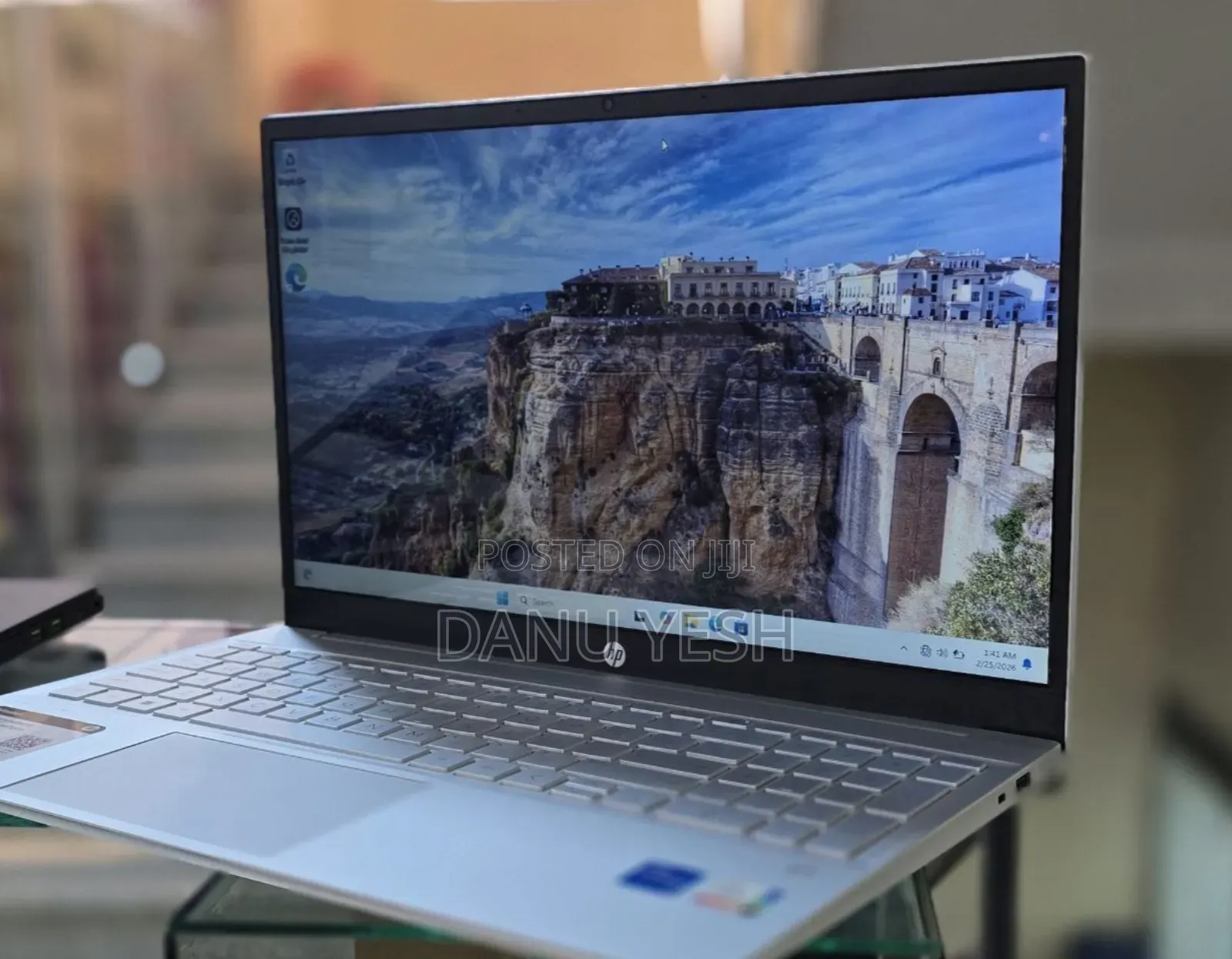 New Laptop HP Pavilion 15 8GB Intel Core i5 SSD 512GB