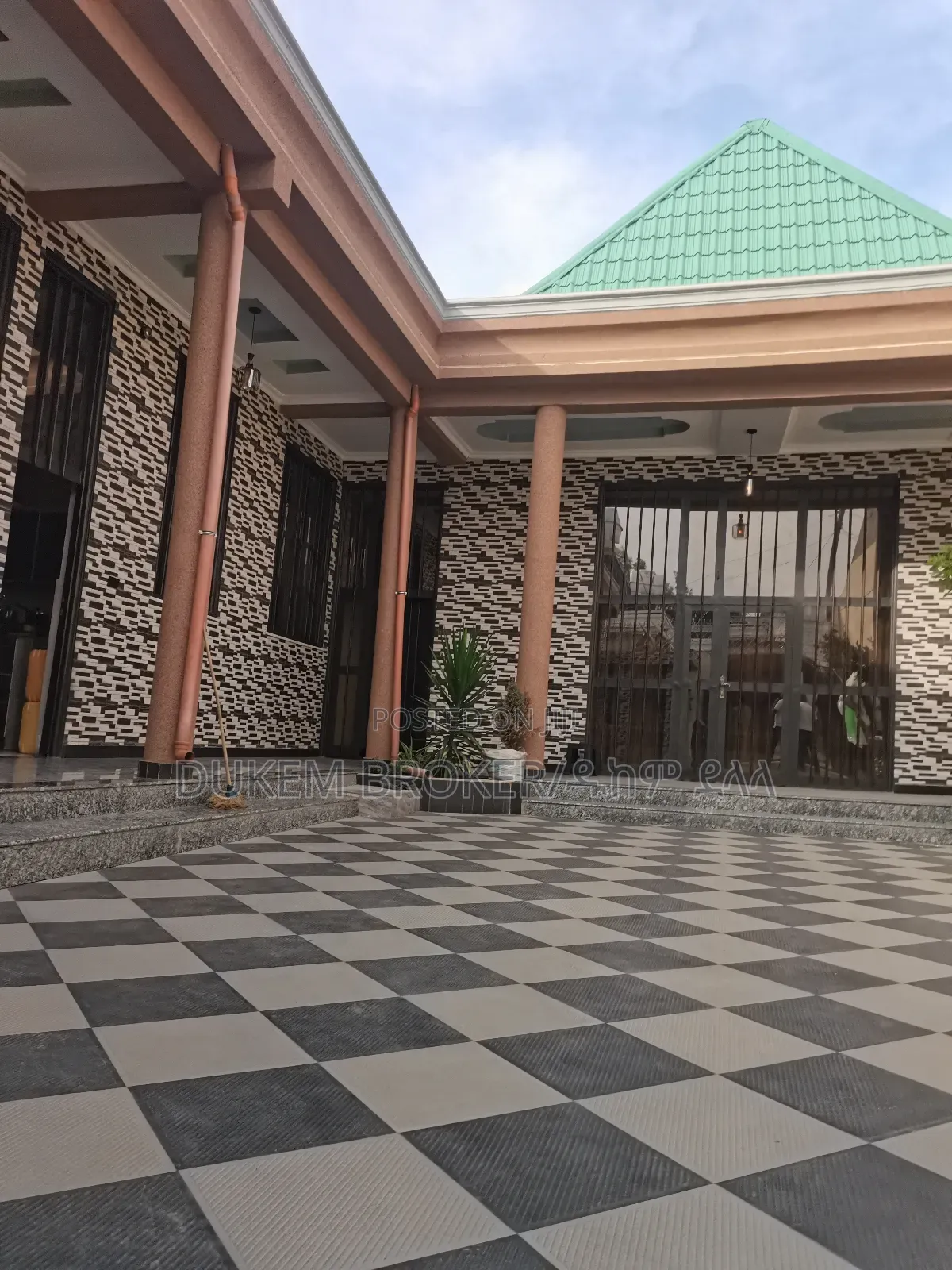 Furnished 3bdrm House in Dukem, East Shewa for sale