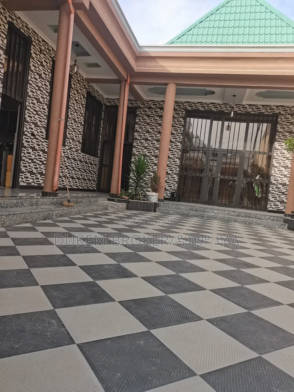 Furnished 3bdrm House in Dukem, East Shewa for sale