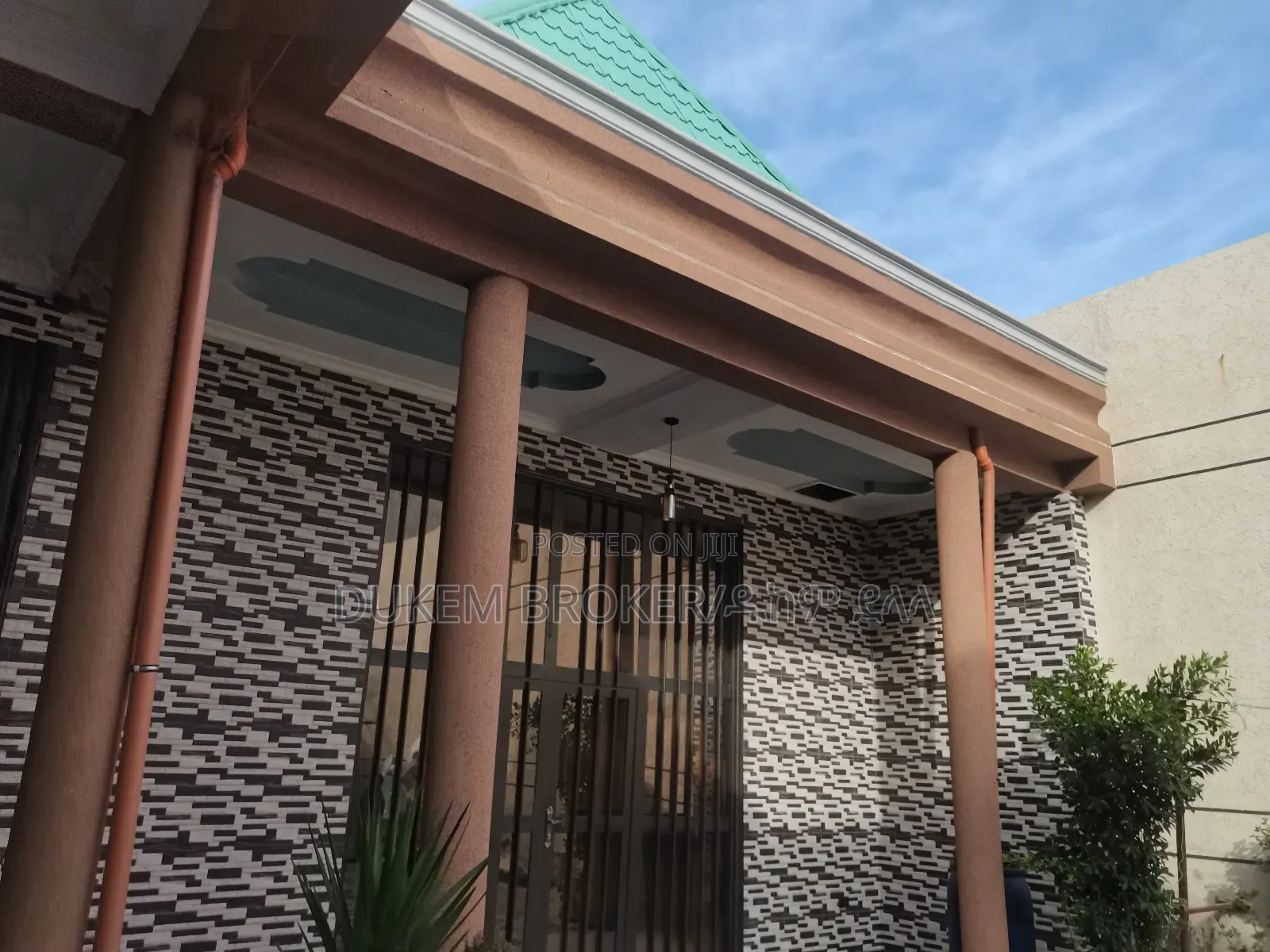 Furnished 3bdrm House in Dukem, East Shewa for sale