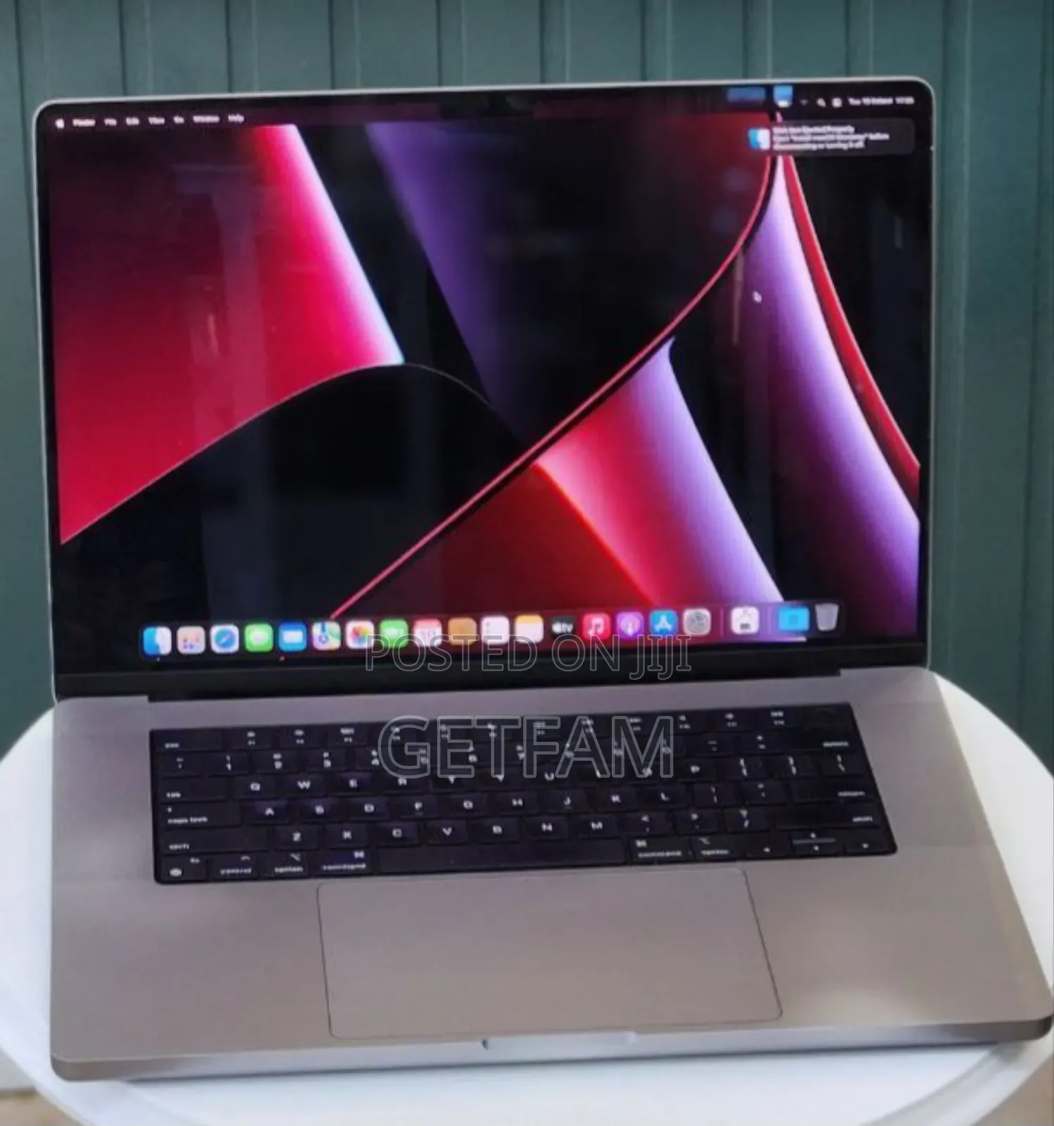 New Laptop Apple MacBook Pro 2021 M1 16GB Apple M1 SSD 16 GB