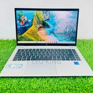 New Laptop HP EliteBook 840 G8 16GB Intel Core i7 SSD 512GB