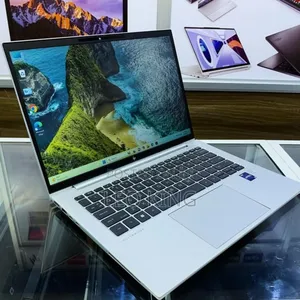 New Laptop HP EliteBook 840 G9 16GB Intel Core i7 SSD 512GB