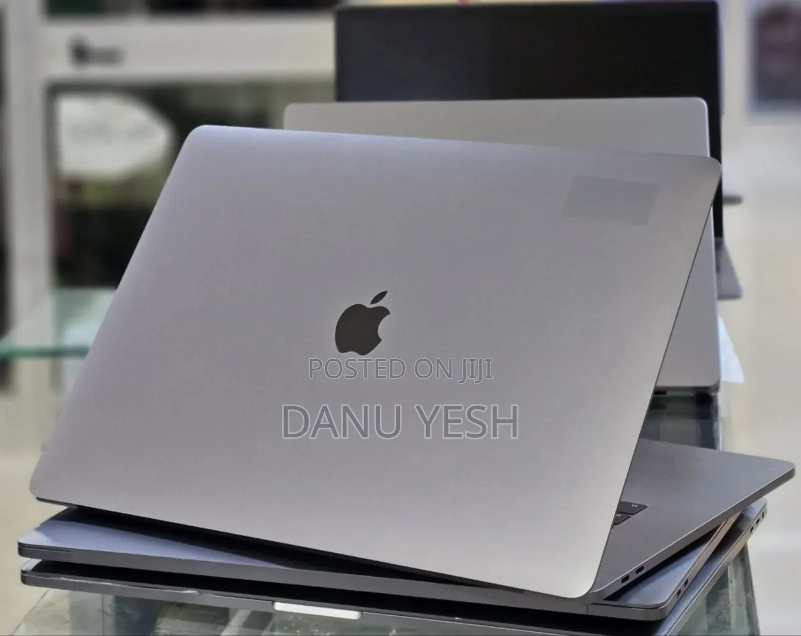 New Laptop Apple MacBook 2017 16GB Intel Core i7 SSD 512GB