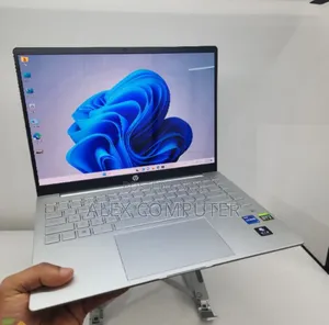 New Laptop HP Pavilion 14 16GB Intel Core i7 SSD 512GB