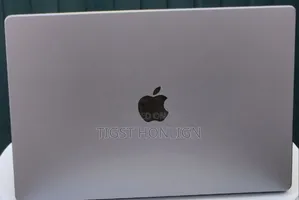 New Laptop Apple MacBook Pro M1 16GB Apple M1 Pro SSD 1T