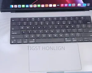 New Laptop Apple MacBook Pro M1 16GB Apple M1 Pro SSD 1T