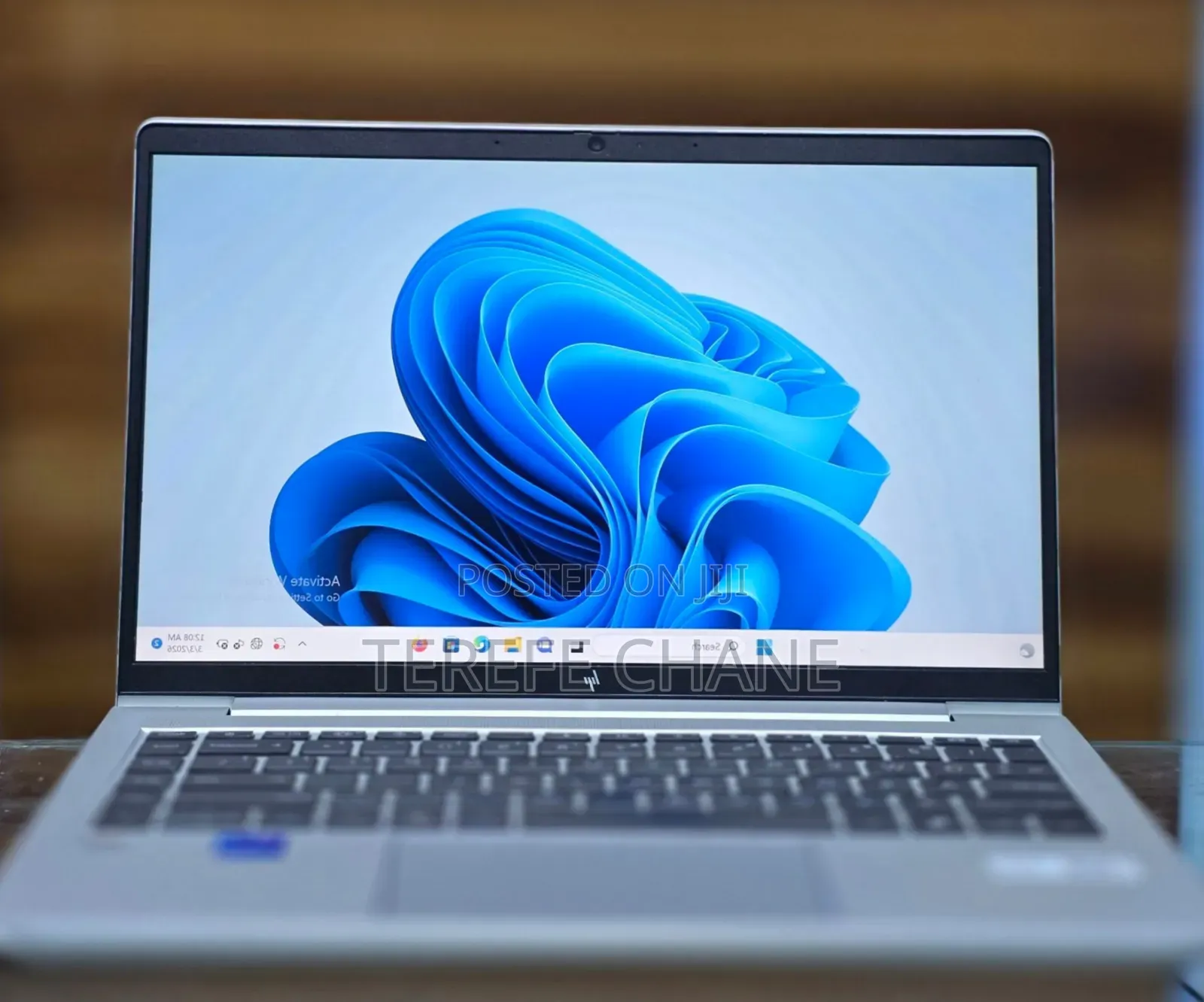 New Laptop HP EliteBook 640 G9 8GB Intel Core i7 SSD 512GB