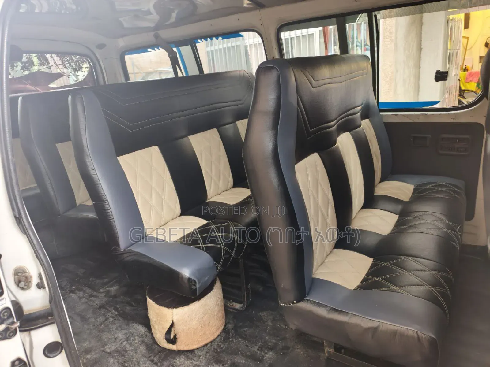 Toyota HiAce 2008