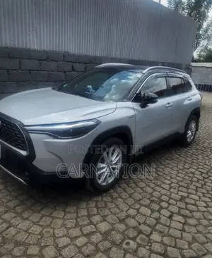 Toyota Corolla Cross 2023 Silver
