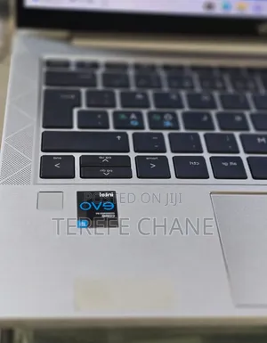 New Laptop HP EliteBook 830 G8 16GB Intel Core i5 SSD 512GB