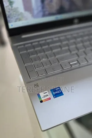 New Laptop HP Pavilion 15 8GB Intel Core i5 SSD 512GB