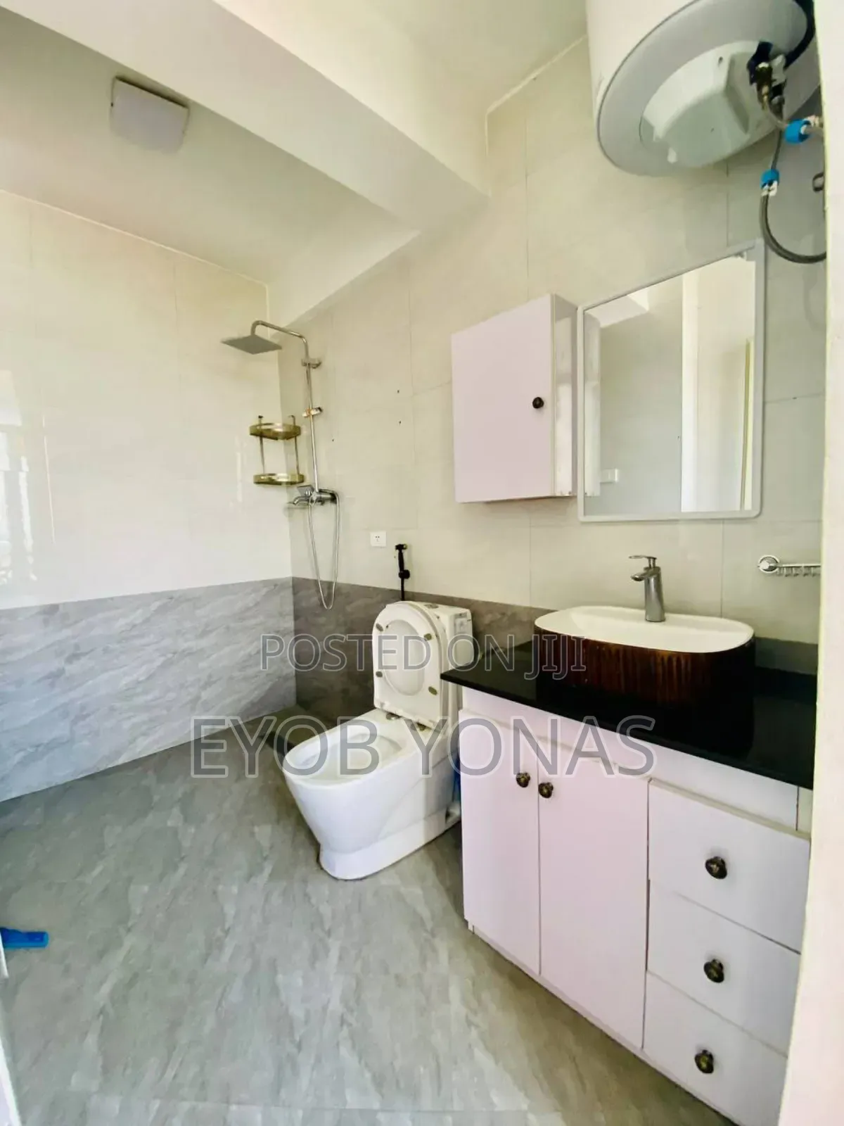 3bdrm Apartment in Semit Figa, Yeka for sale