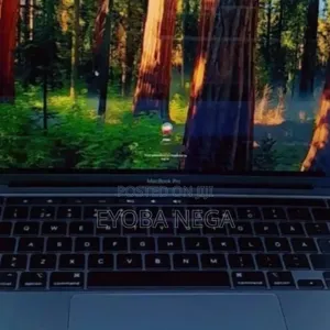 New Laptop Apple MacBook Pro M1 8GB Apple M1 SSD 256GB