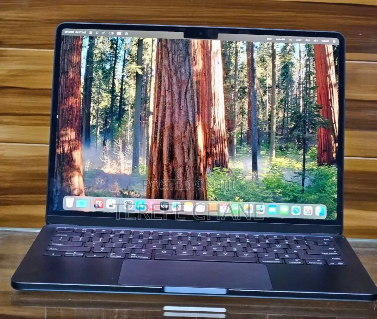 New Laptop Apple MacBook Air 2025 M4 13-inch 32GB Apple M4 SSD 256GB