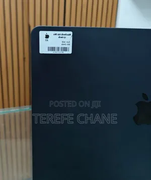 New Laptop Apple MacBook Air 2025 M4 13-inch 32GB Apple M4 SSD 256GB